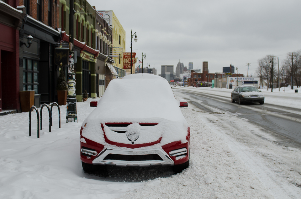 Schnee in Detroit Corktown Mercedes-Benz GLK